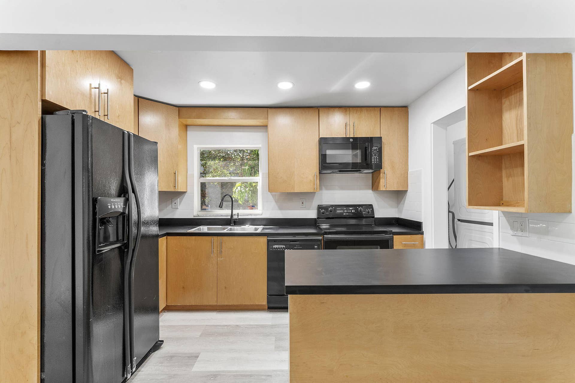 747 NW 1st Terrace, Deerfield Beach, FL 33441 27-web-or-mls-DSC03842