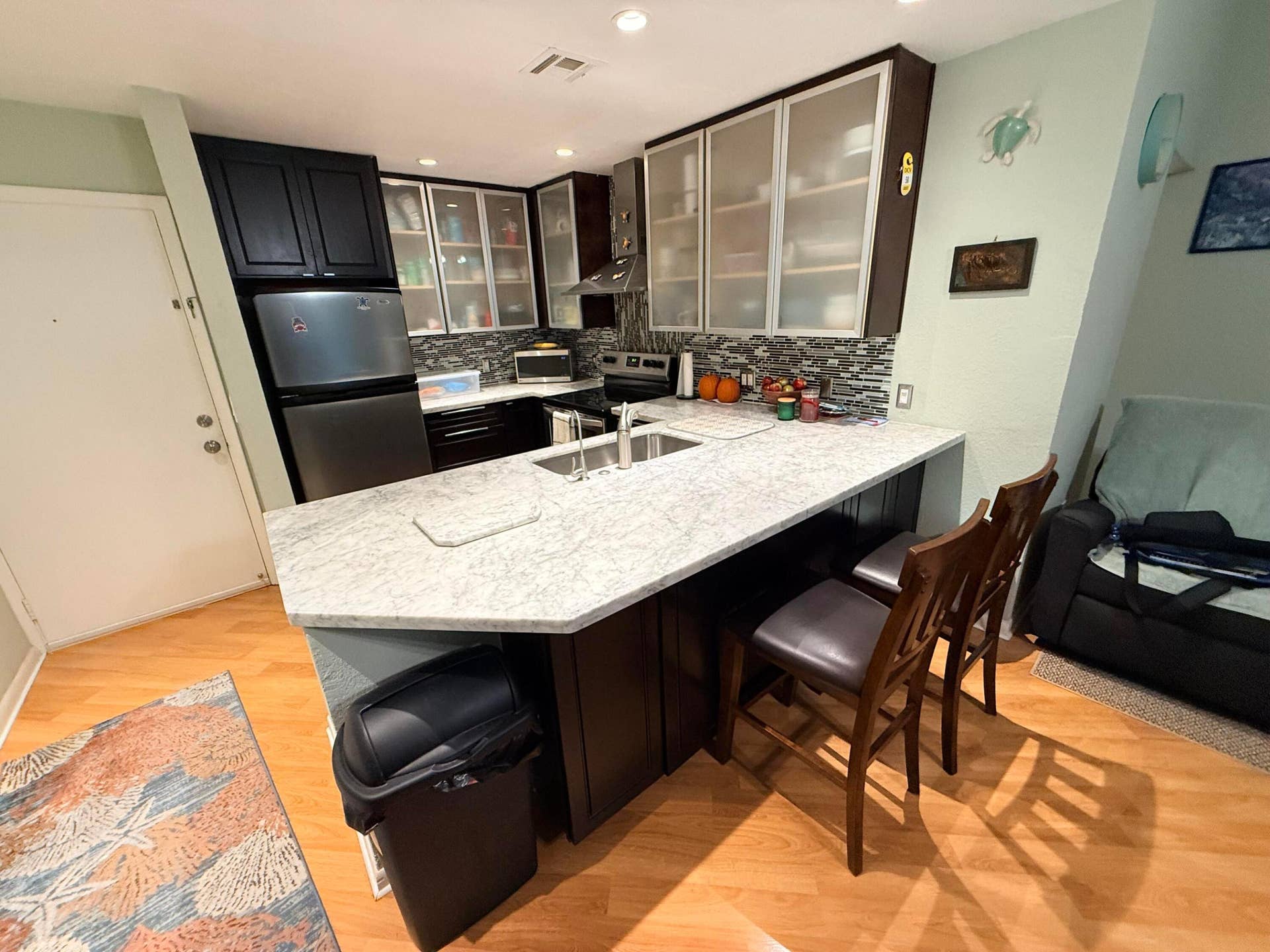 401 SE 10TH Street, #B201, Dania Beach, FL 33004 Kitchen