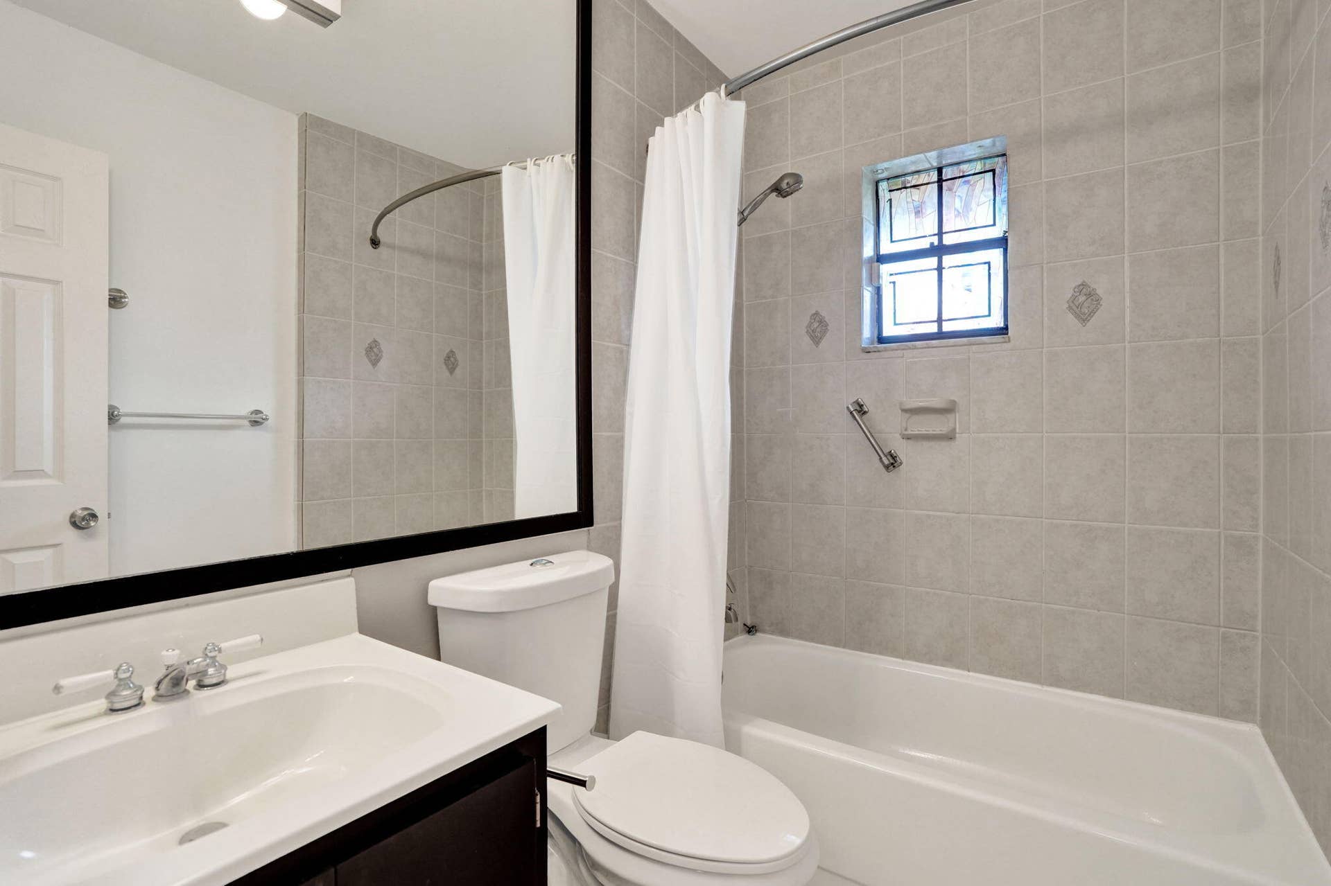 2001 Maplewood Drive, Coral Springs, FL 33071 50-web-or-mls-DSC07150