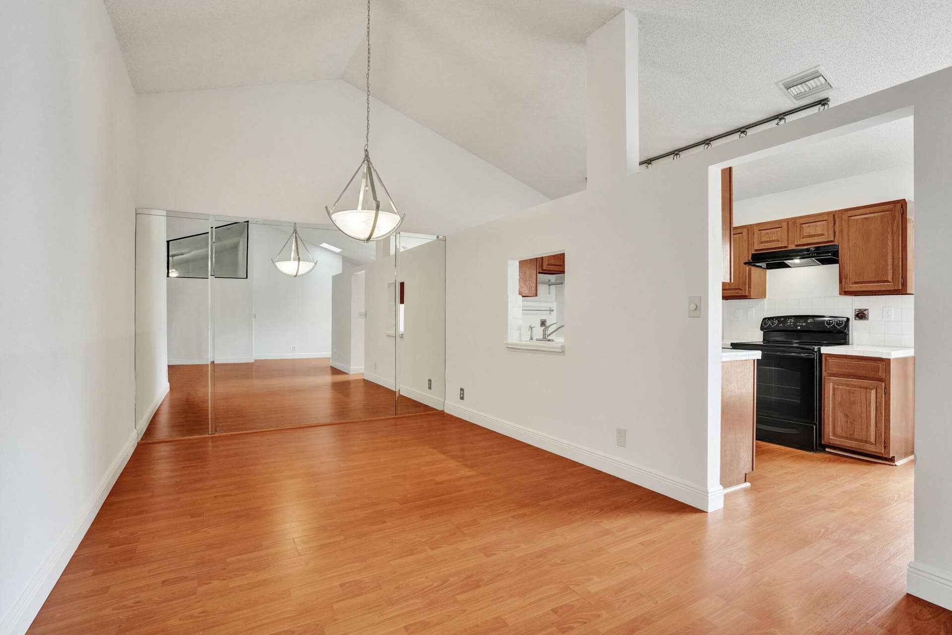 2001 Maplewood Drive, Coral Springs, FL 33071 16-web-or-mls-DSC07039