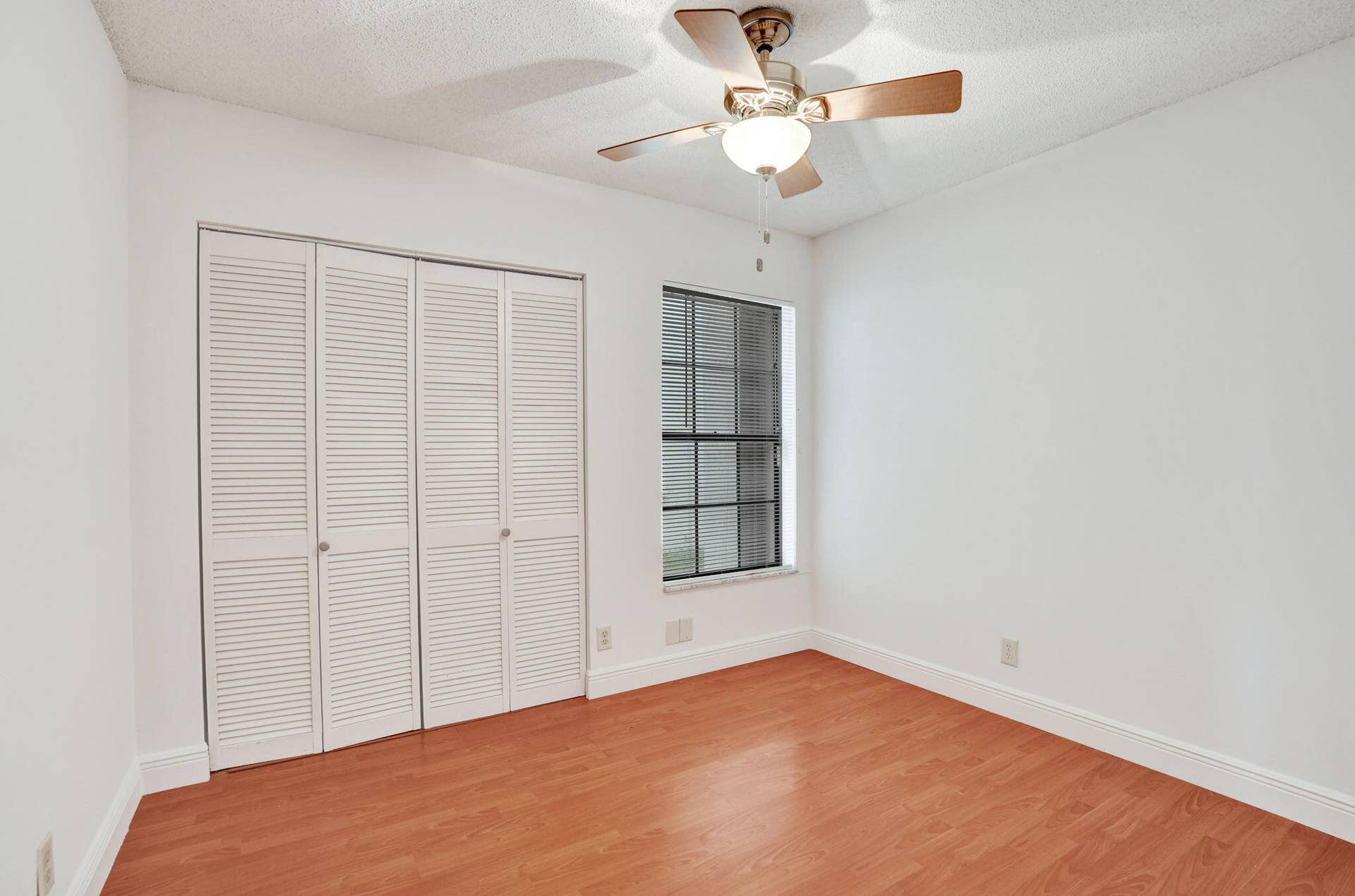 2001 Maplewood Drive, Coral Springs, FL 33071 40-web-or-mls-DSC07114