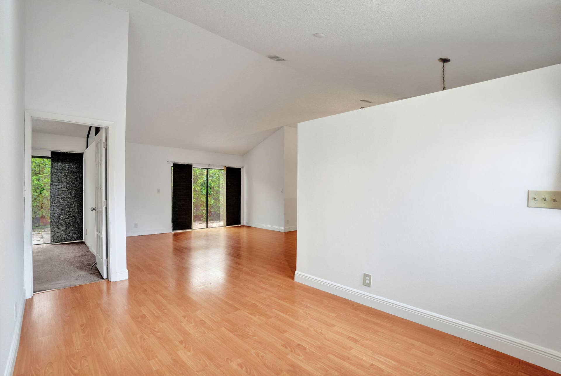 2001 Maplewood Drive, Coral Springs, FL 33071 11-web-or-mls-DSC07024