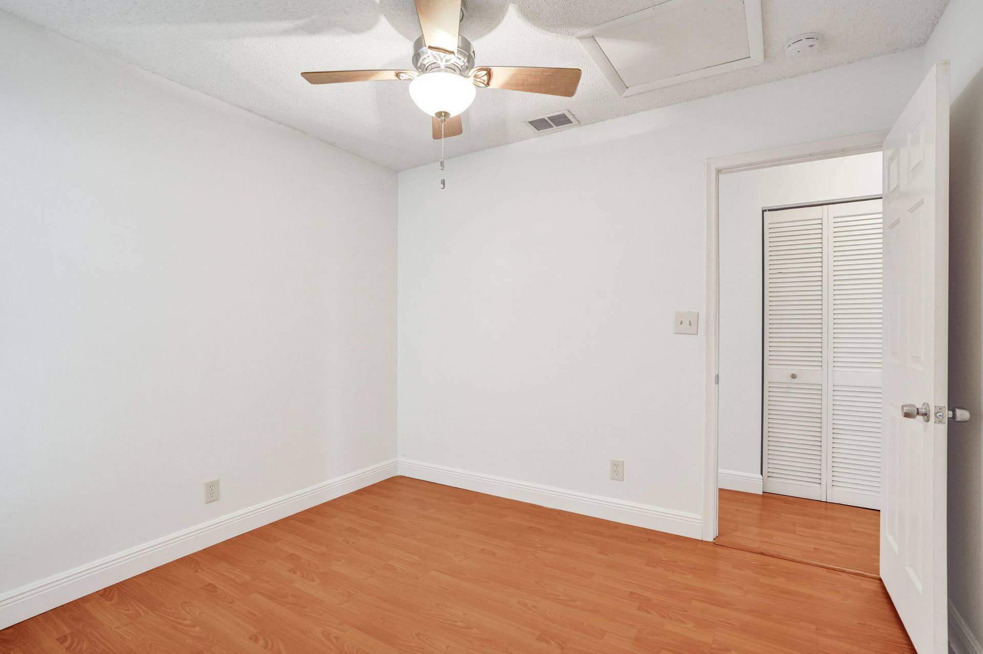 2001 Maplewood Drive, Coral Springs, FL 33071 41-web-or-mls-DSC07117