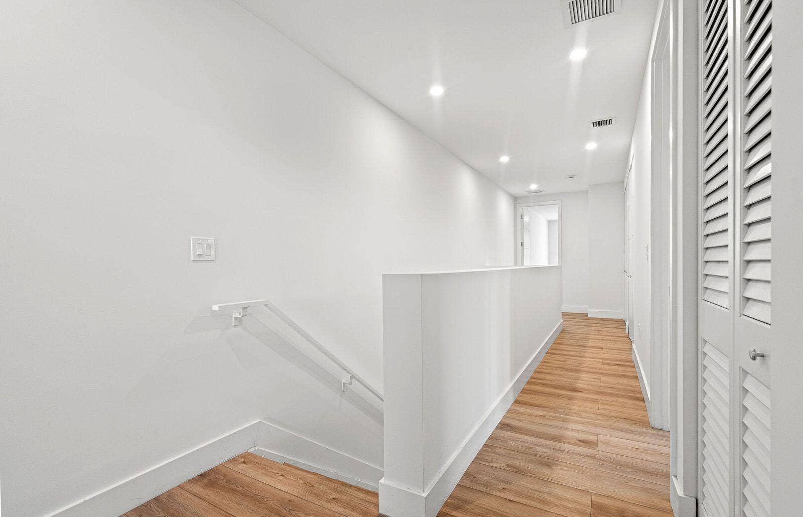 1720 SW 20th Street, Fort Lauderdale, FL 33315 Upstairs