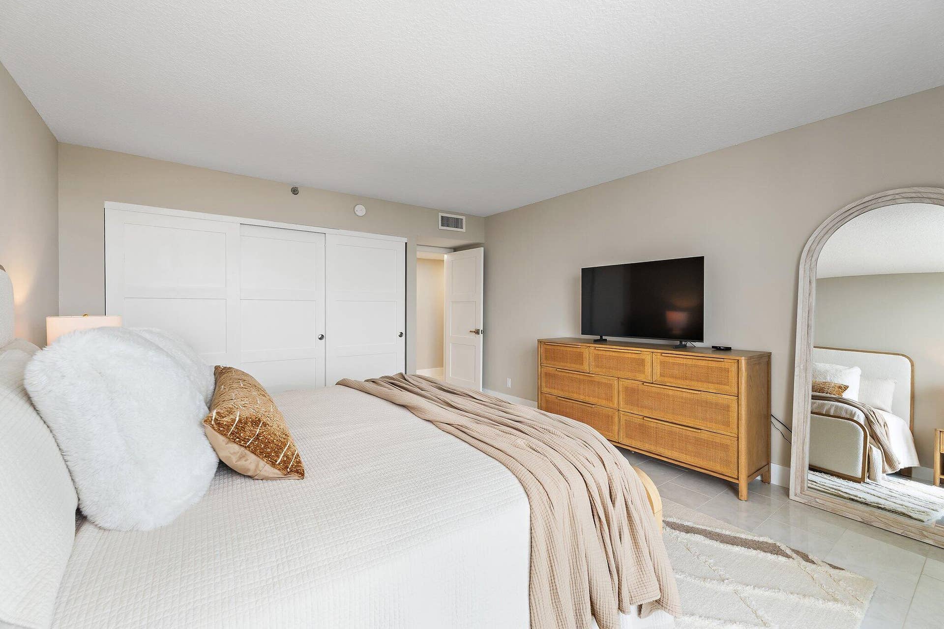 123 Lakeshore Drive, #1544, North Palm Beach, FL 33408 079-123LakeshoreDr-1544-NorthPalmBeach-S
