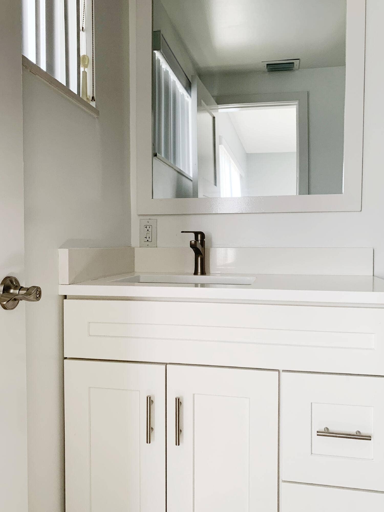 231 Marine Court, #2, Lauderdale By The Sea, FL 33308 Bathroom