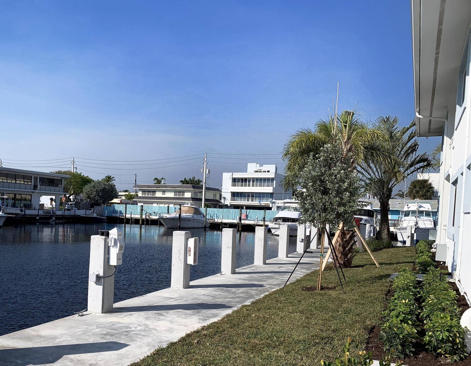 231 Marine Court, #2, Lauderdale By The Sea, FL 33308 Back of Building - South