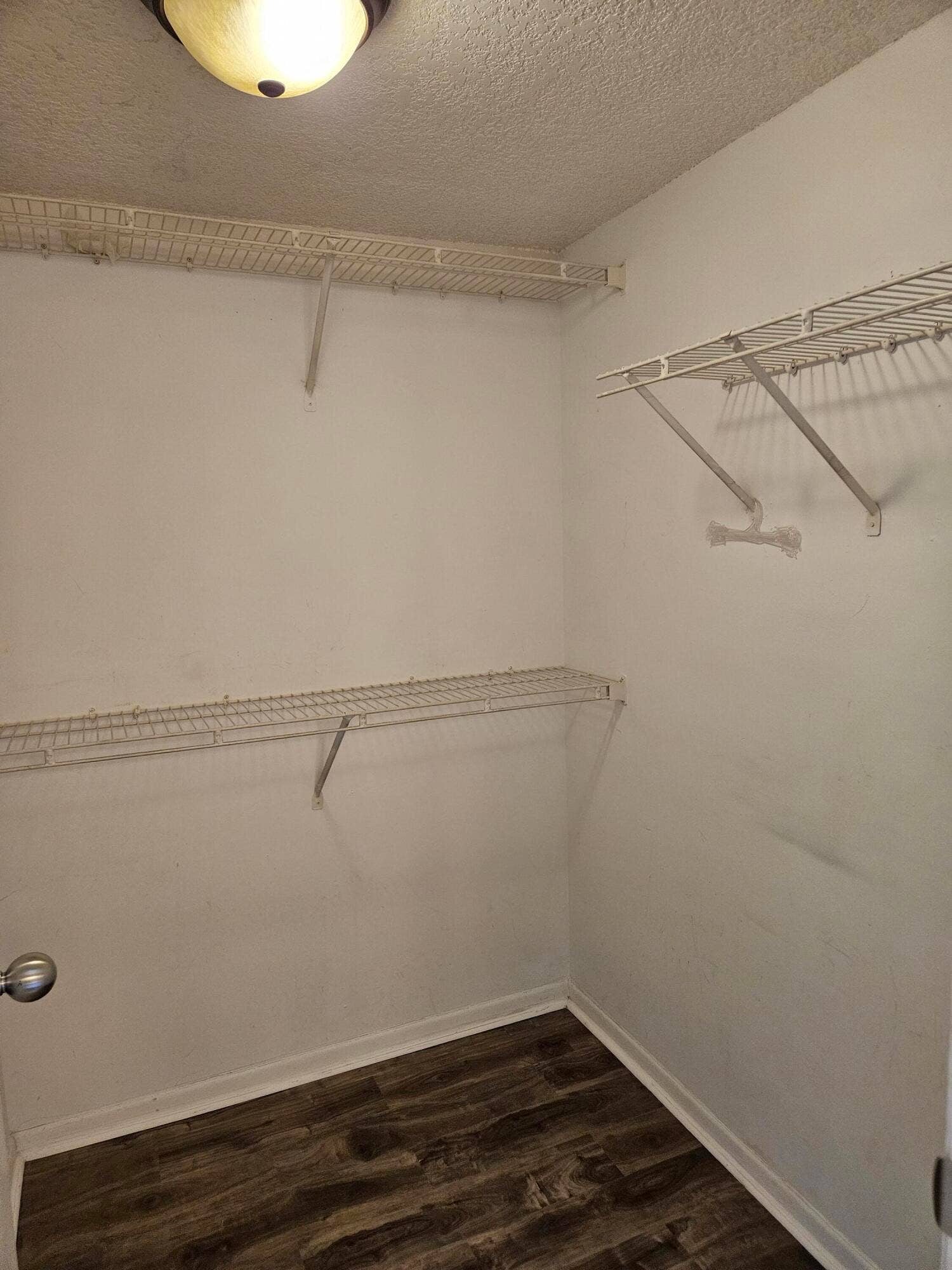 Walk-in closed