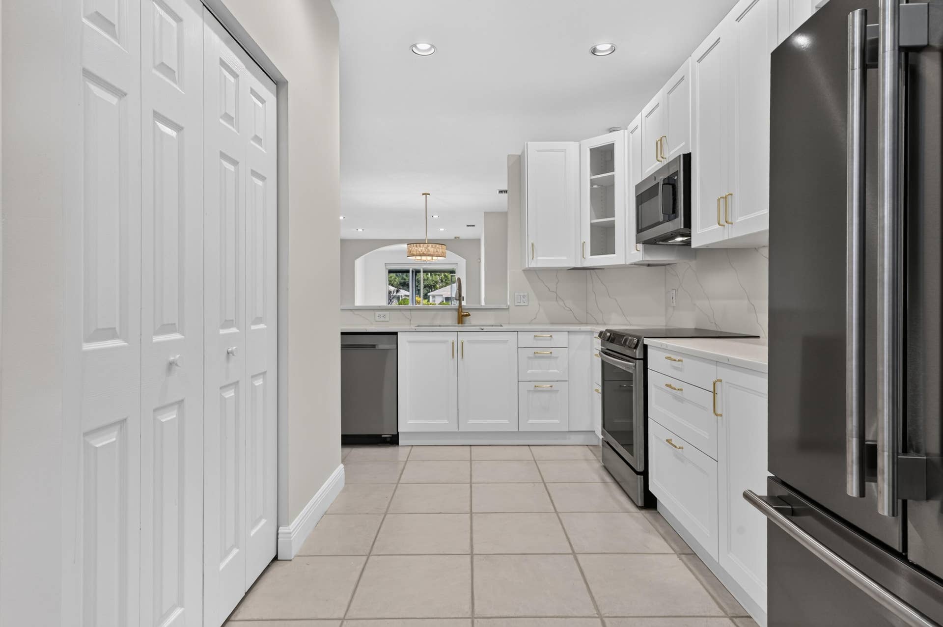 9818 Crescent View Drive S, Boynton Beach, FL 33437 V1 12 5-print-_DSC3952