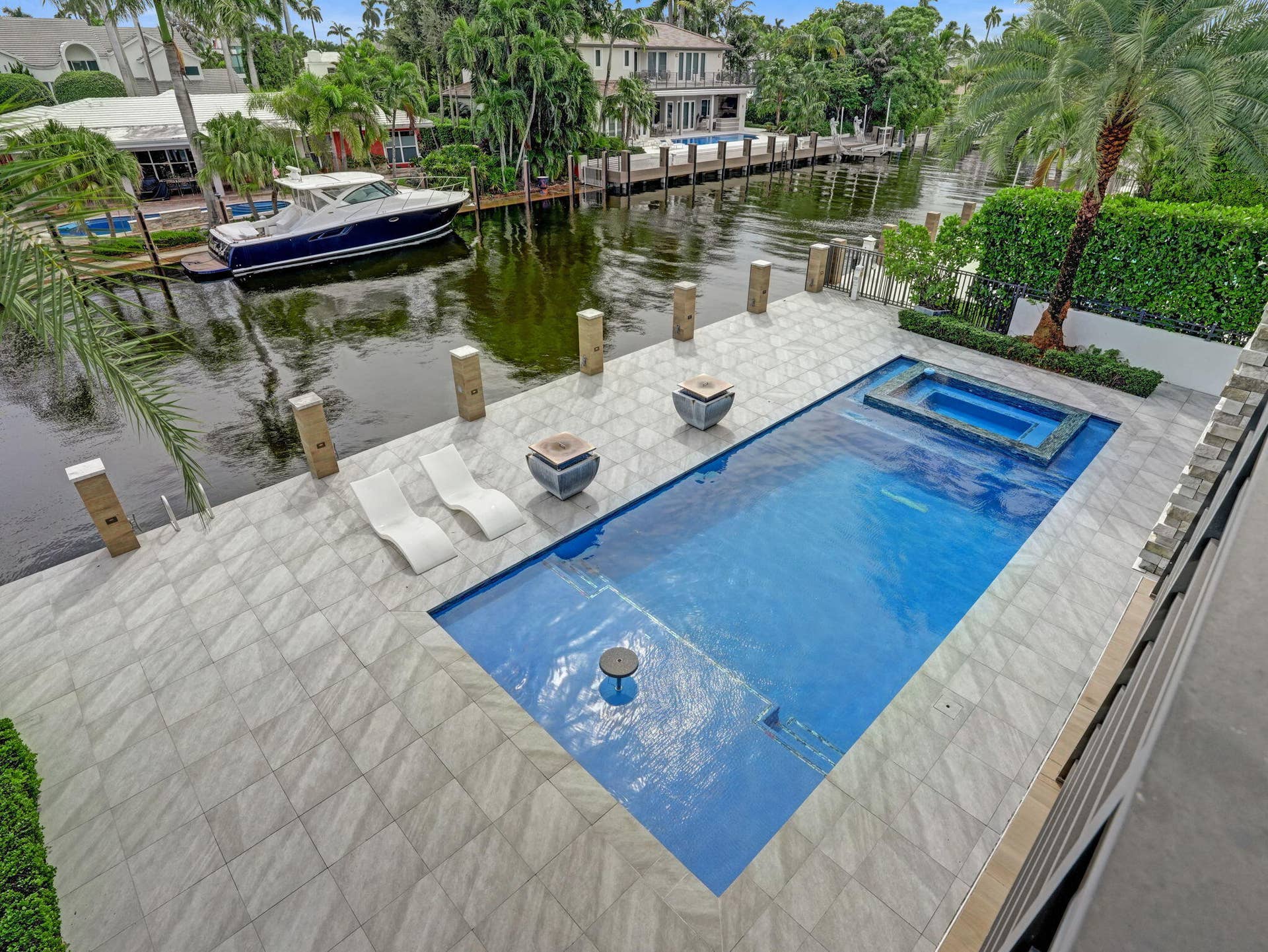 424 COCONUT ISLE Drive, Fort Lauderdale, FL 33301 112-web-or-mls-DSC00950