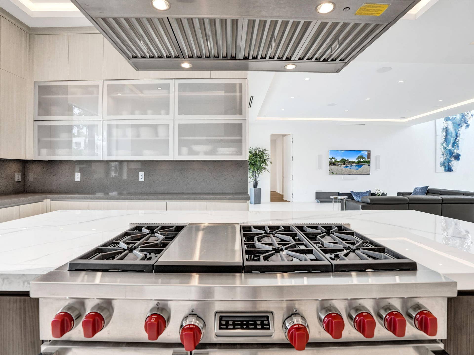 424 COCONUT ISLE Drive, Fort Lauderdale, FL 33301 54-web-or-mls-DSC00767
