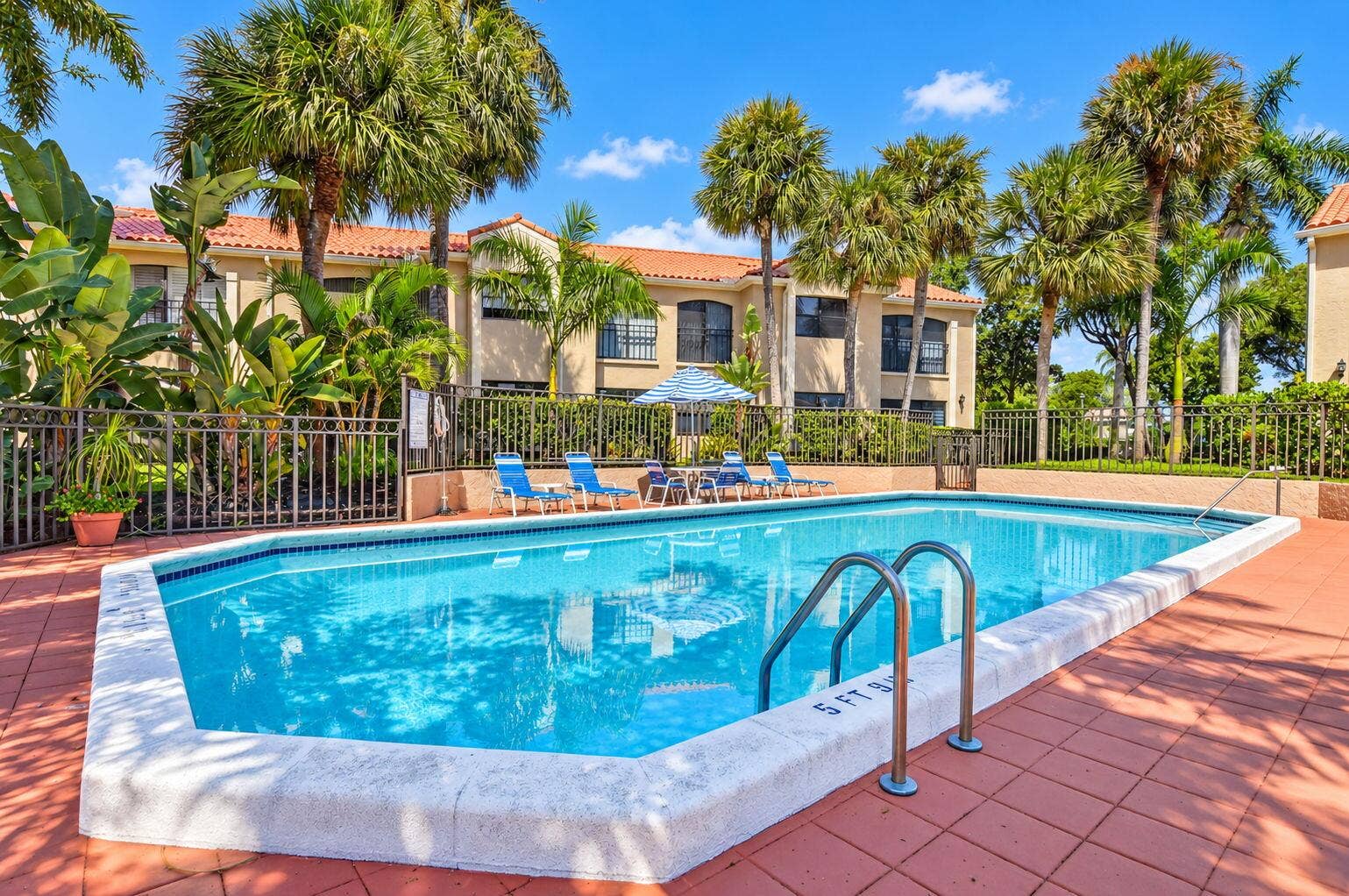 6050 VERDE Trail S, #4010, Boca Raton, FL 33433 54-web-or-mls-Sunny South Florida Poolsi