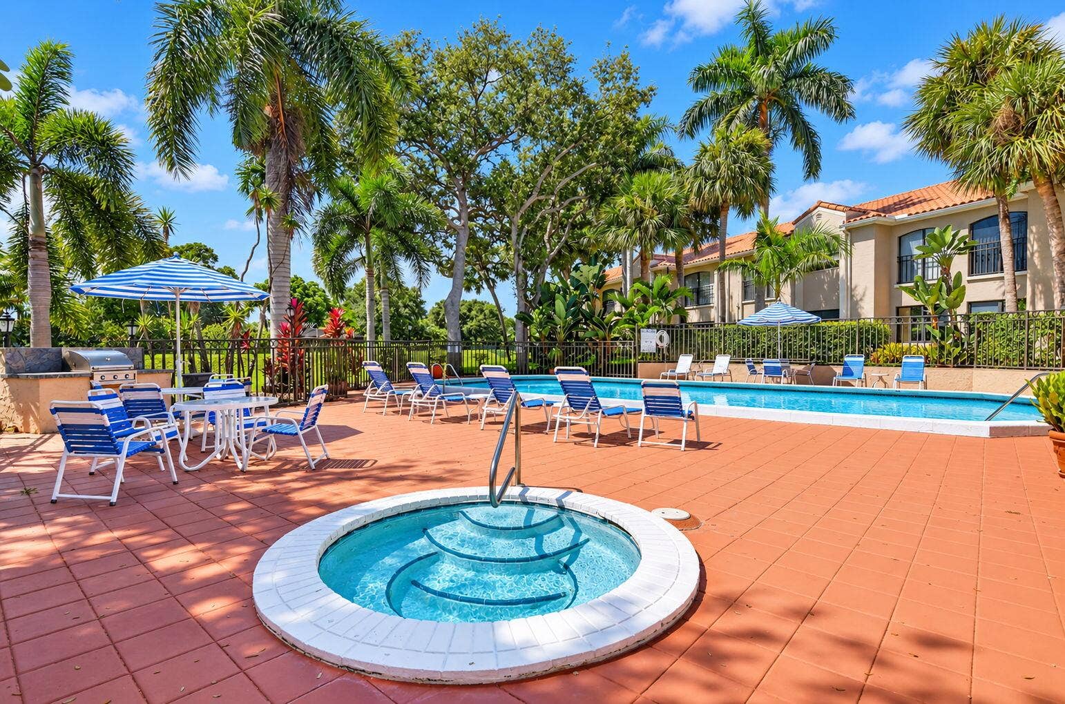 6050 VERDE Trail S, #4010, Boca Raton, FL 33433 51-web-or-mls-Sunlit South Florida Pools