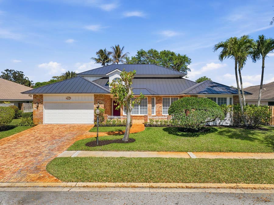 Property photo for 12886 LA ROCHELLE Circle, Palm Beach Gardens, FL