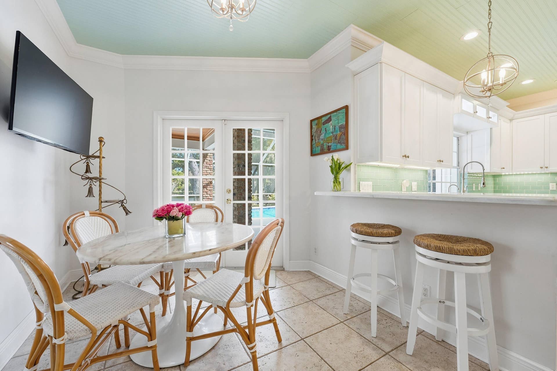 Eat in Kitchen