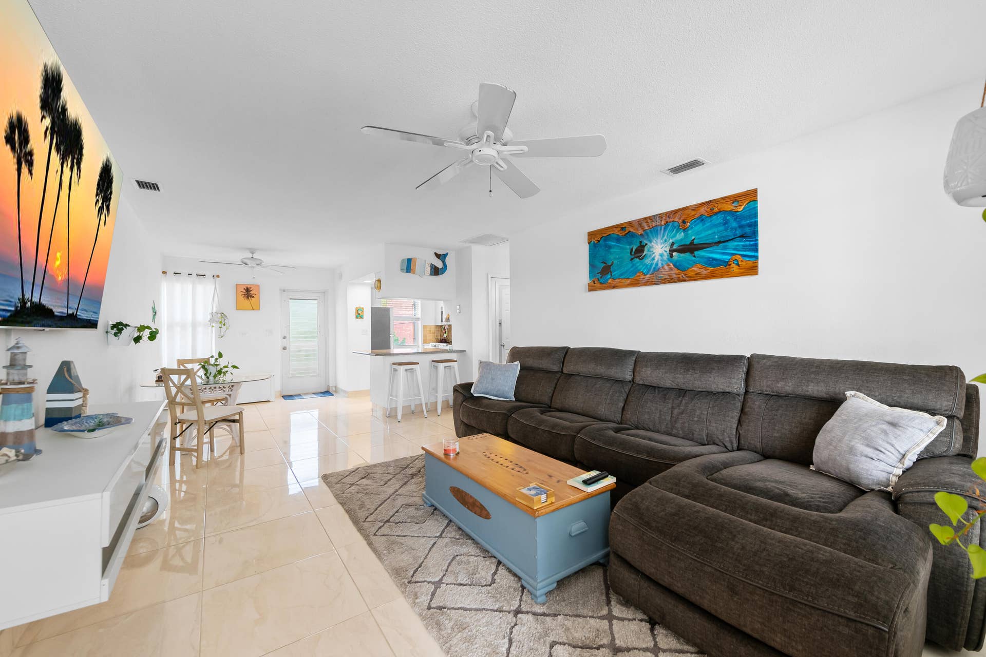 2824 NE 33rd Court, #8, Fort Lauderdale, FL 33306 DSC_6384