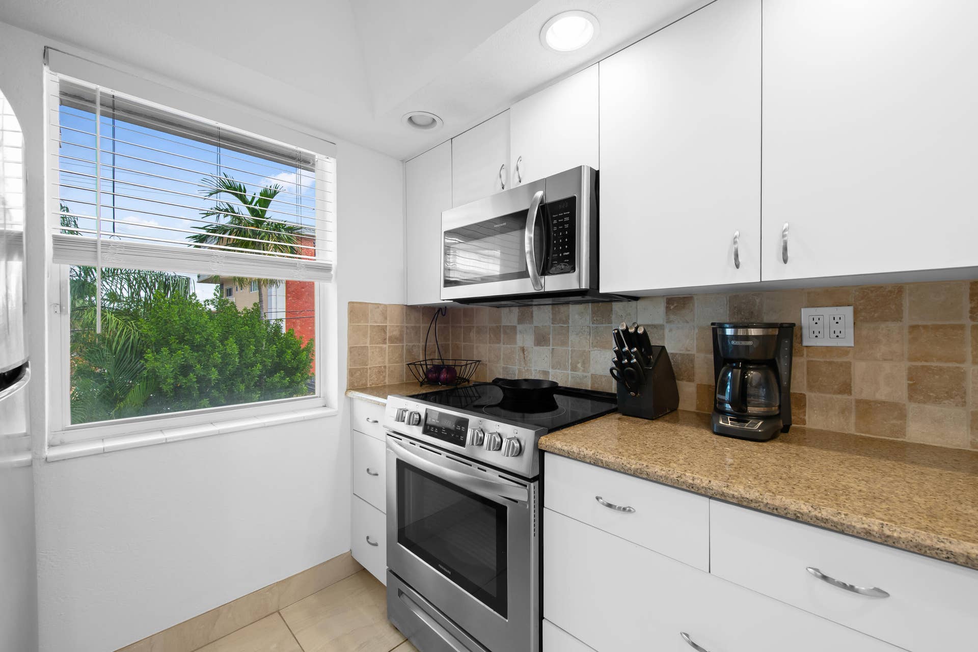 2824 NE 33rd Court, #8, Fort Lauderdale, FL 33306 DSC_6363