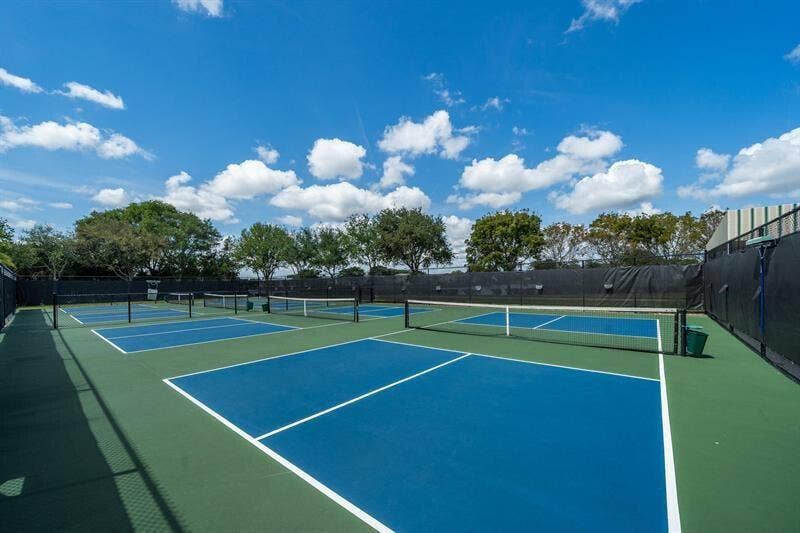 Tennis