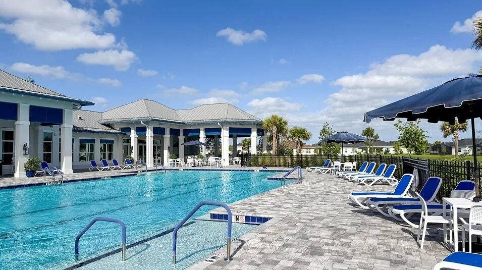pbh_verandapreserve_pic_amenity_pool_1of
