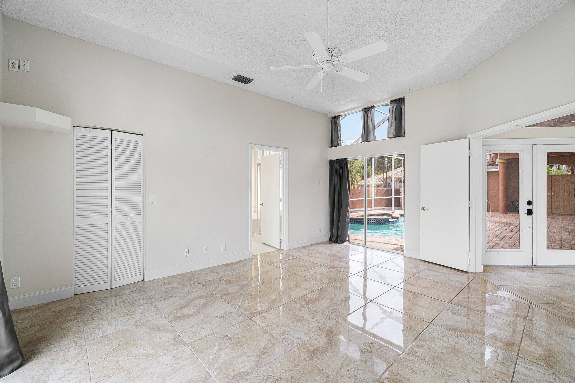 10599 Saint Thomas Drive, Boca Raton, FL 33498 living room
