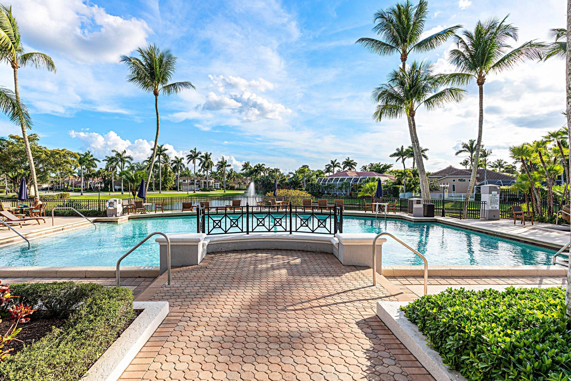 10599 Saint Thomas Drive, Boca Raton, FL 33498 clubhouse pool