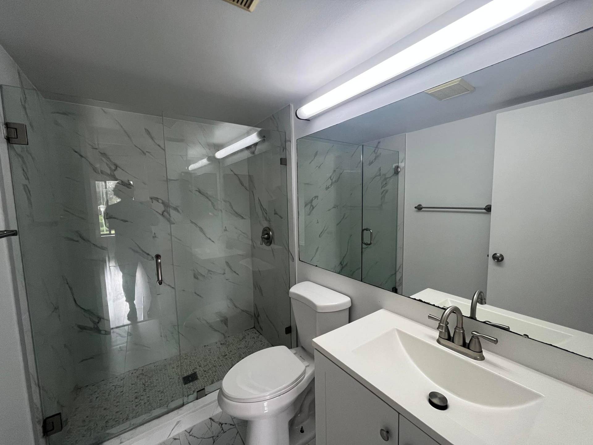 618 SEA PINE Way, #C2, Greenacres, Greenacres, FL 33415 Master Bedroom Bathroom