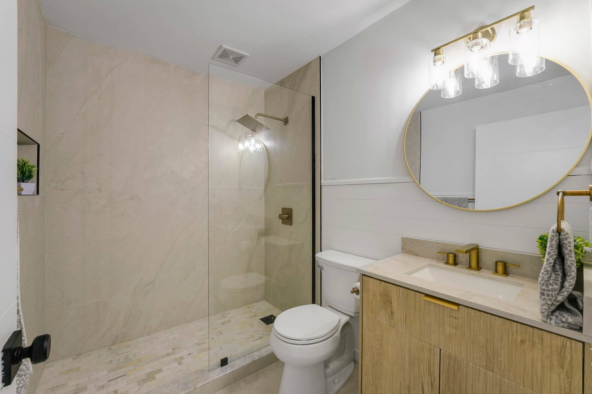 4078 Alpinia Court S, Boynton Beach, FL 33436 Bathroom 2