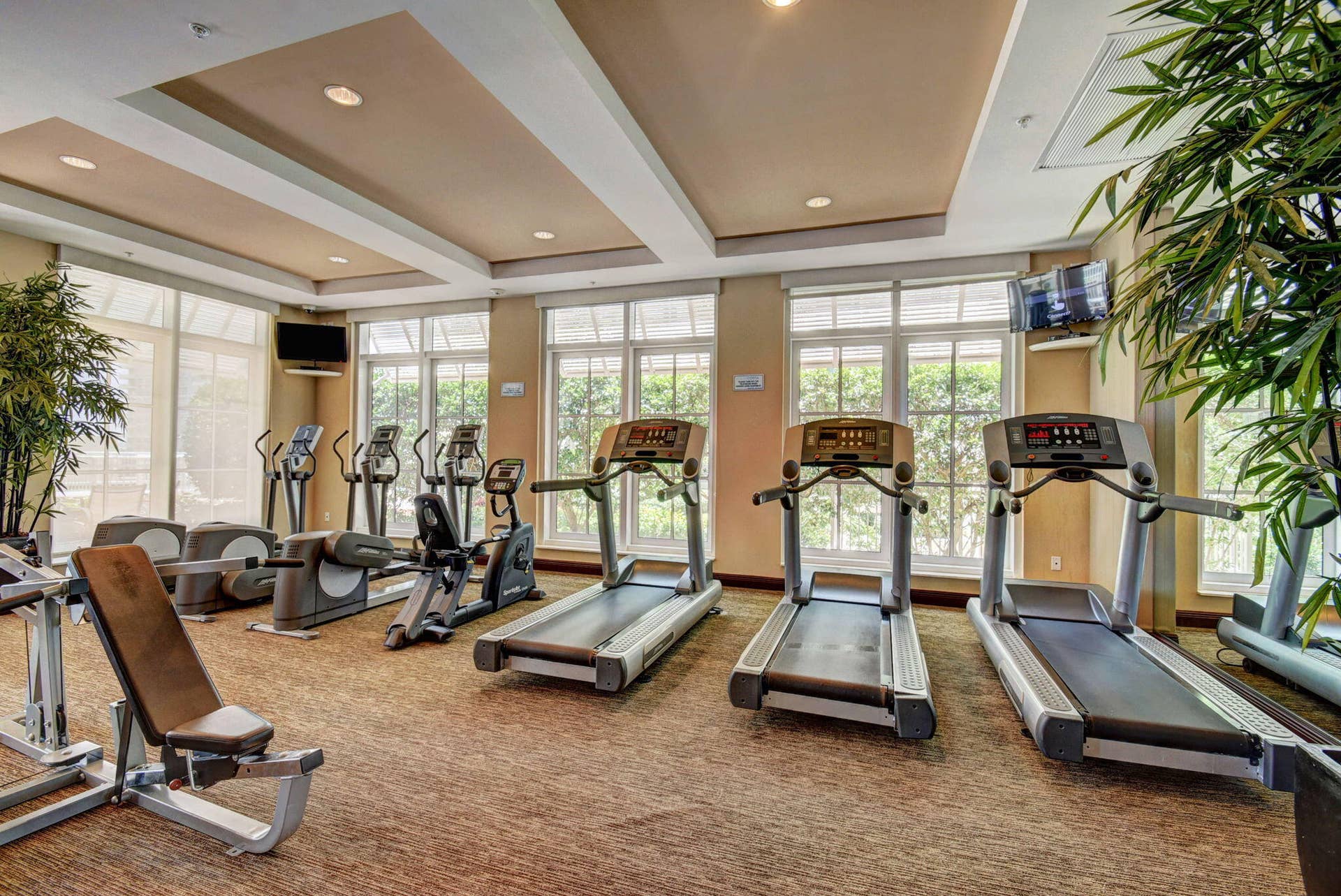 350 N FEDERAL Highway, #813, Boynton Beach, FL 33435 Fitness Center