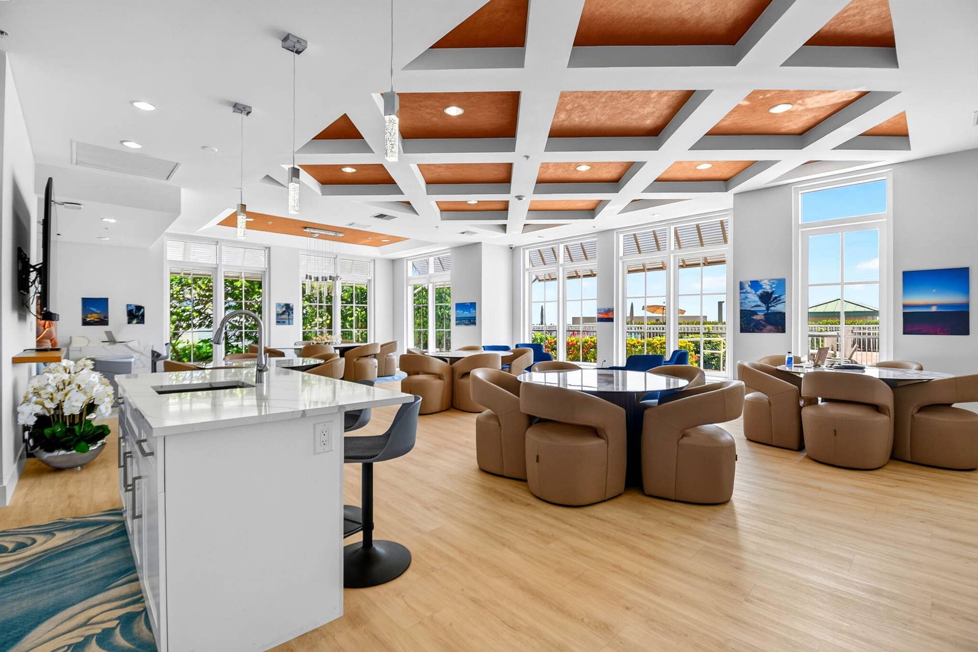 350 N FEDERAL Highway, #813, Boynton Beach, FL 33435 Lounge/Common Area