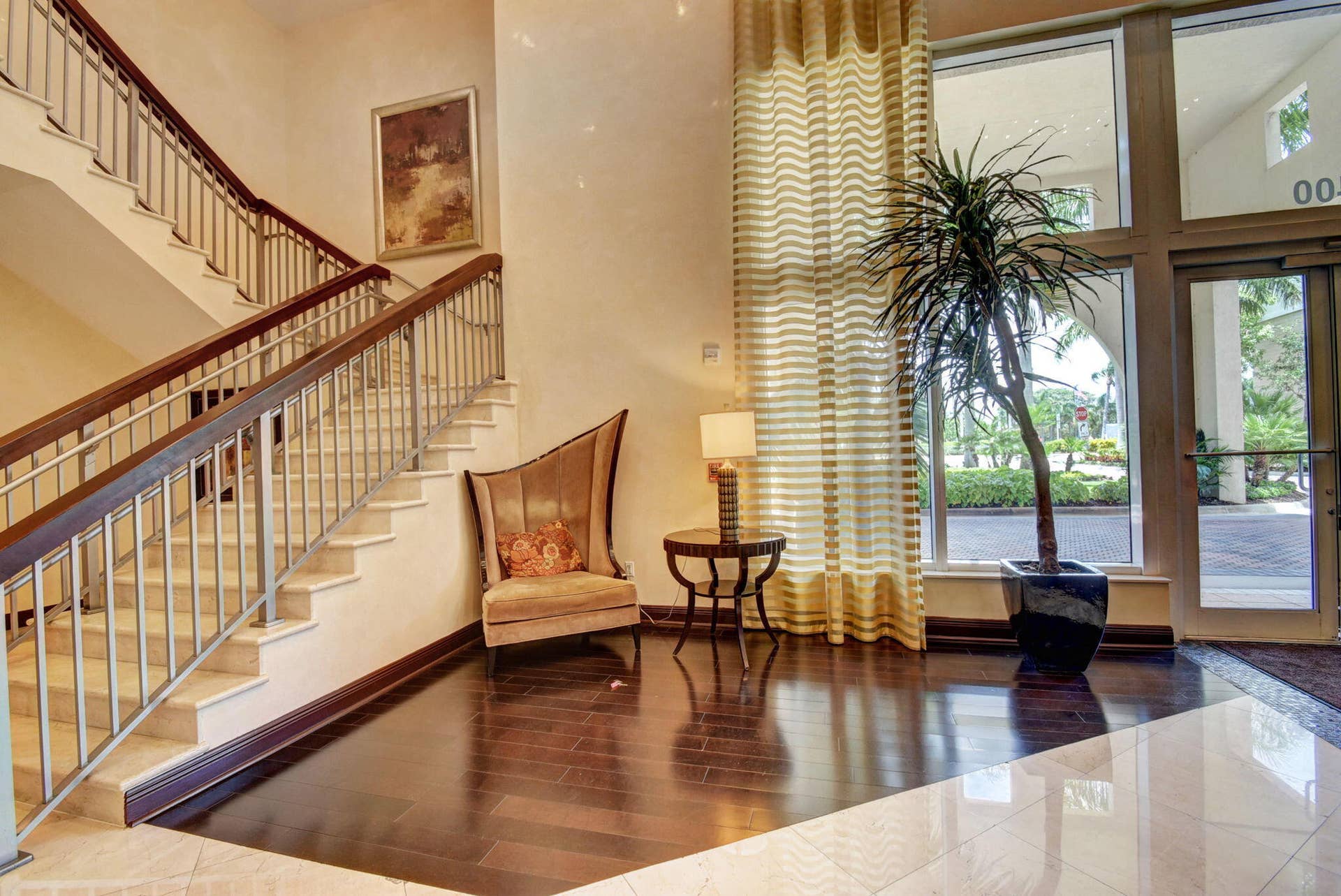 350 N FEDERAL Highway, #813, Boynton Beach, FL 33435 Lobby
