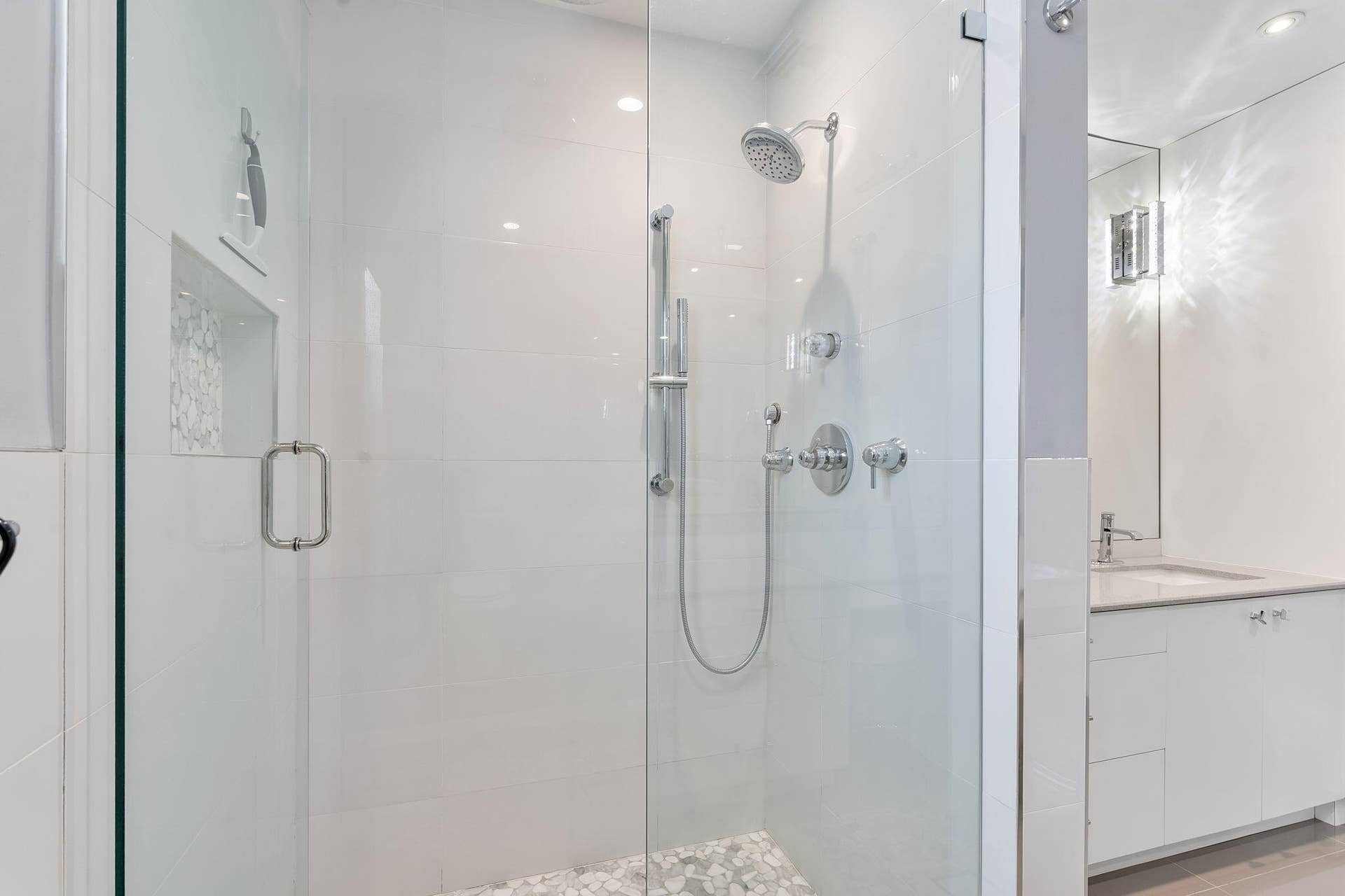 831 Dover Street, Boca Raton, FL 33487 53-web-or-mls-DSC09089
