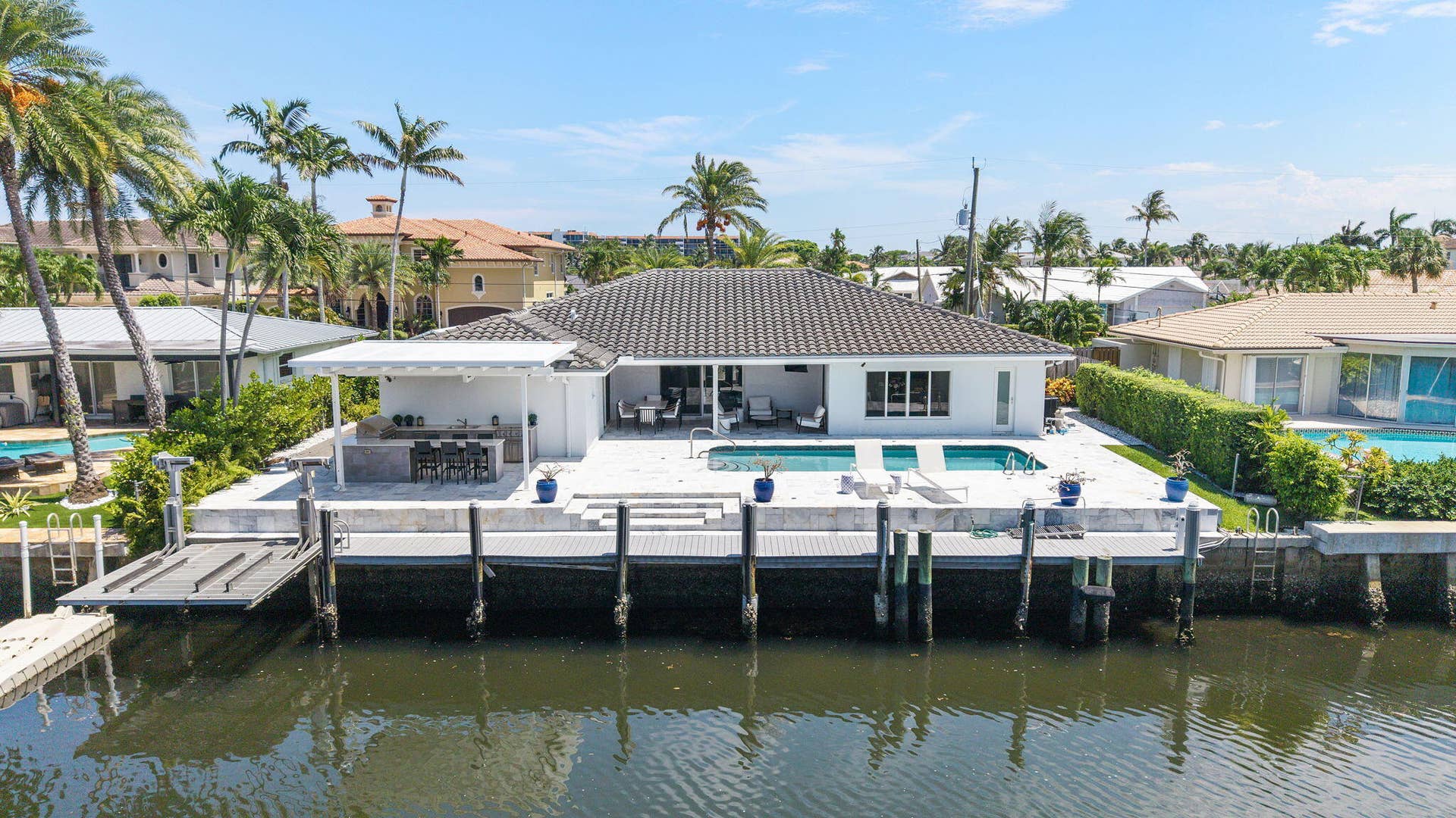 831 Dover Street, Boca Raton, FL 33487 22-web-or-mls-DJI_20260613143528_0775_D