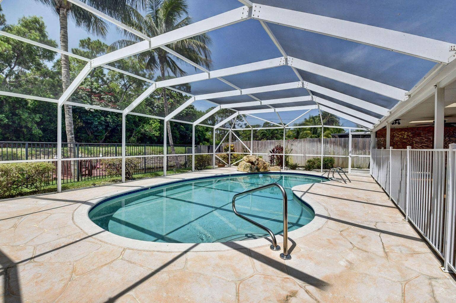 1086 SW 28th Avenue, Boynton Beach, FL 33426 23