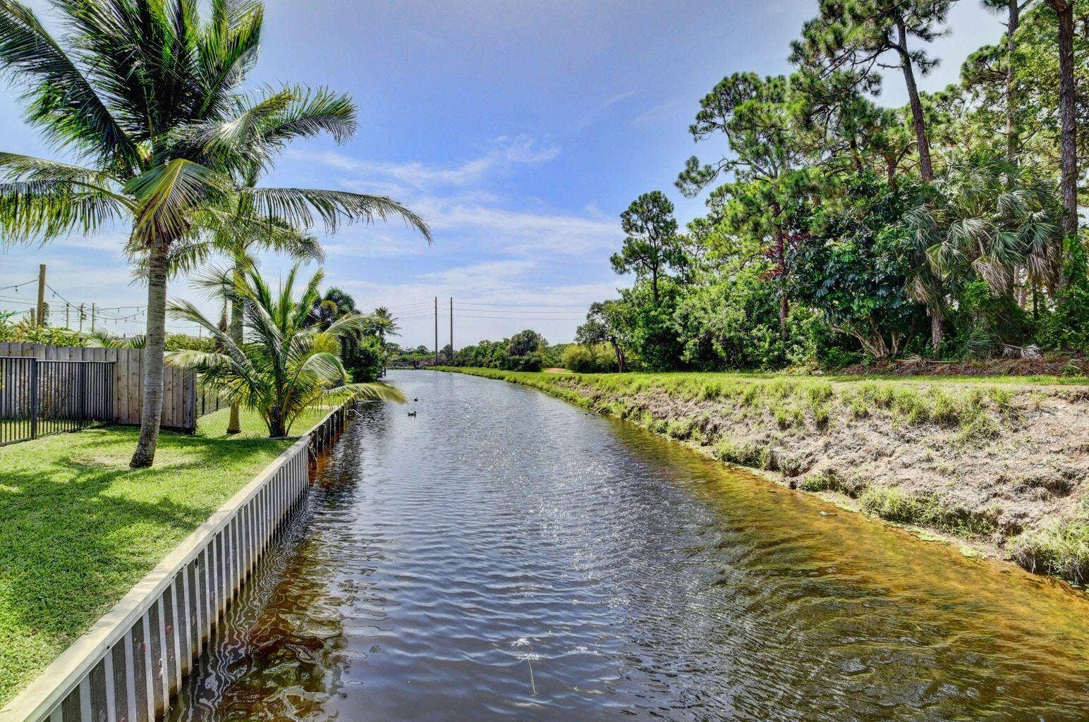 1086 SW 28th Avenue, Boynton Beach, FL 33426 27