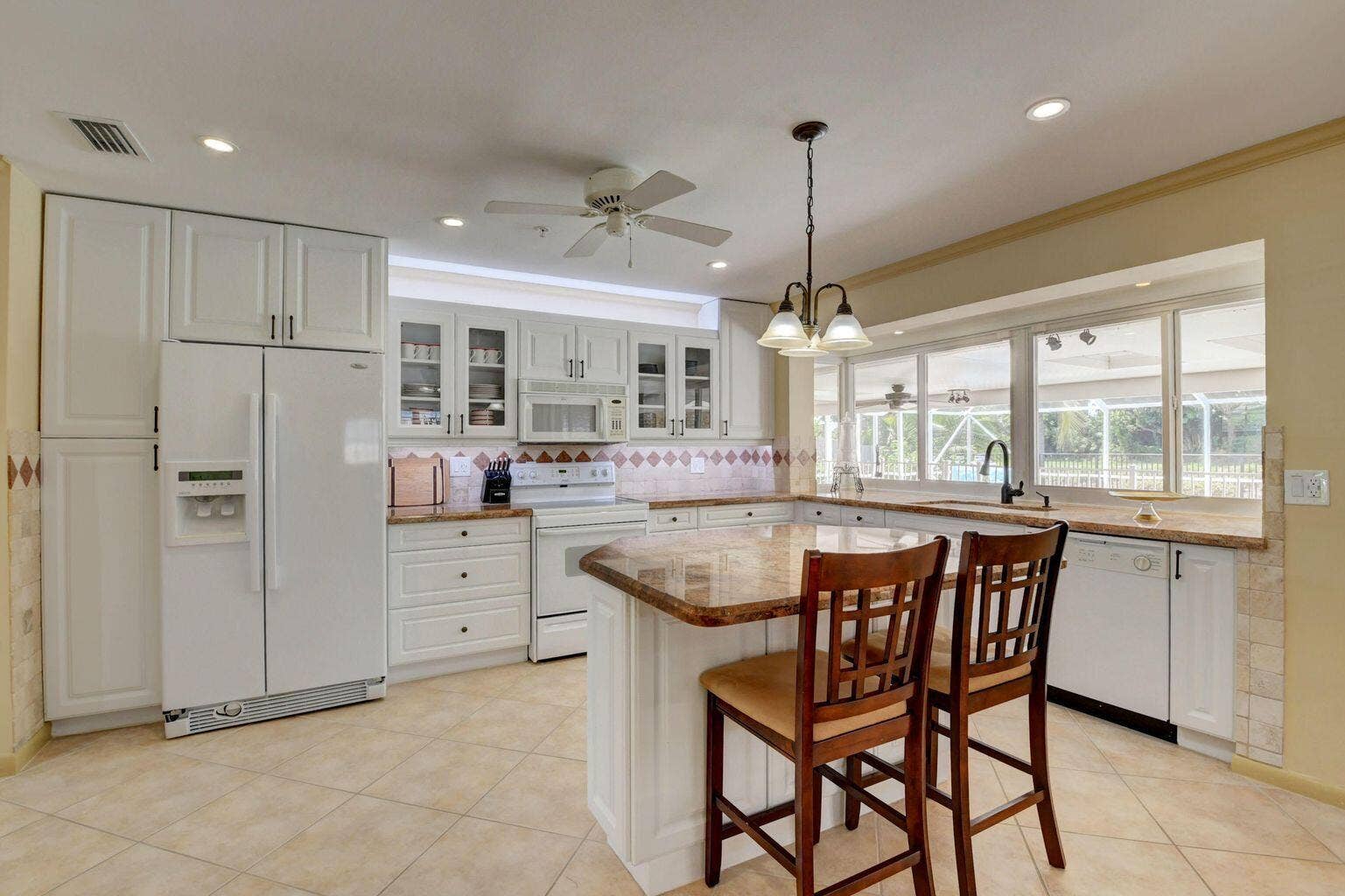 1086 SW 28th Avenue, Boynton Beach, FL 33426 5a