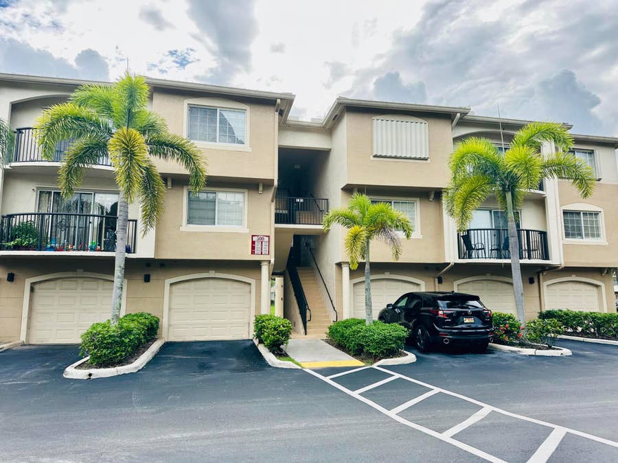 Property photo for 500 N CRESTWOOD Court N, #519, Royal Palm Beach, FL