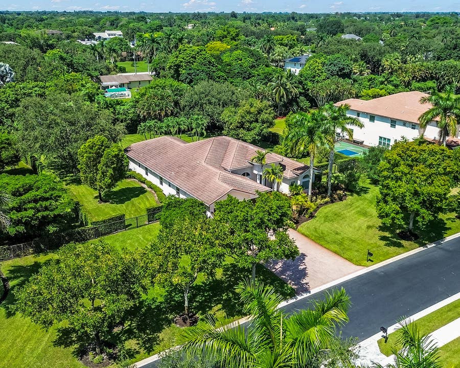Property photo for 3599 Juniper Lane, Davie, FL