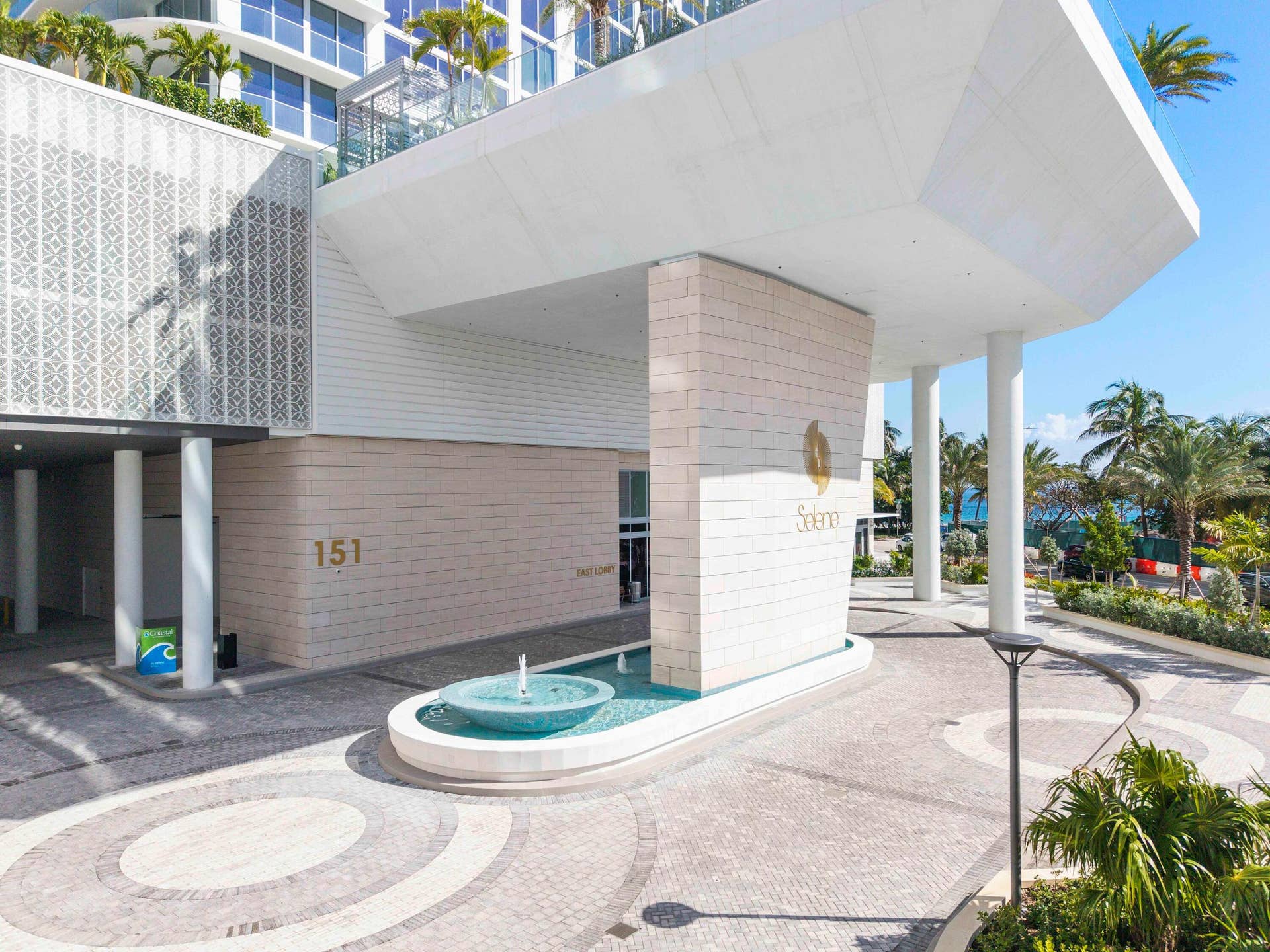 151 N Seabreeze Blvd u1703_002