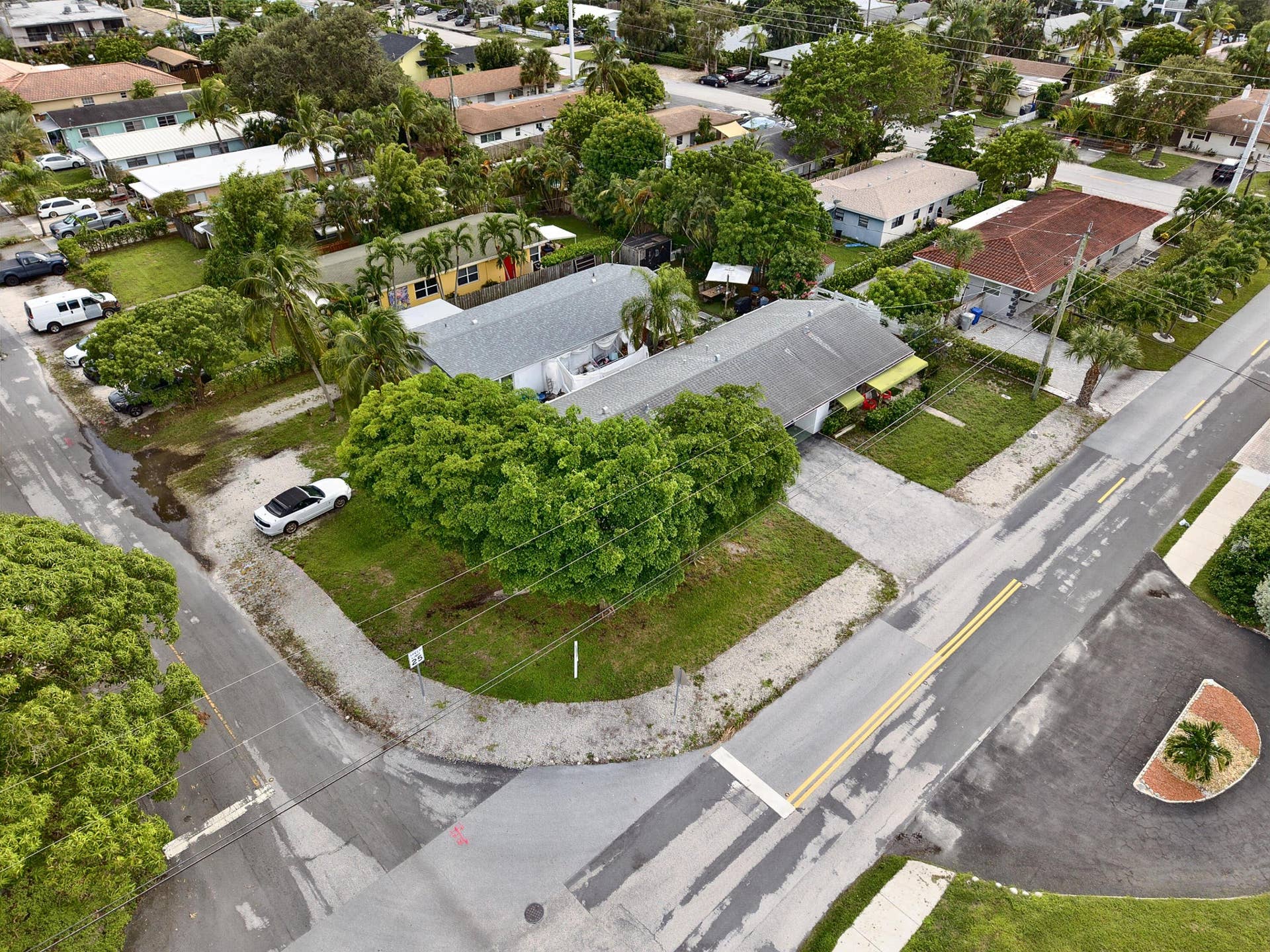 2312 NE 4th Street, Pompano Beach, FL 33062 evans-2