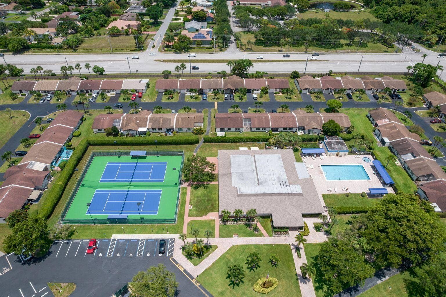 5130 Las Verdes Circle, #121, Delray Beach, FL 33484 Clubhouse Ariel