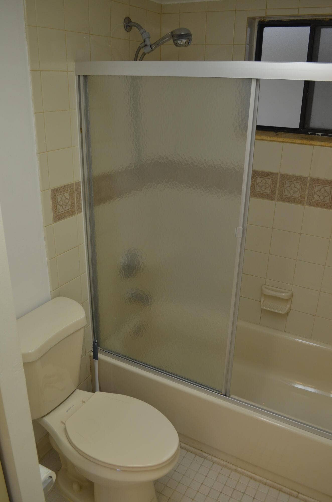 5130 Las Verdes Circle, #121, Delray Beach, FL 33484 Borden 121 2026-10-02 015