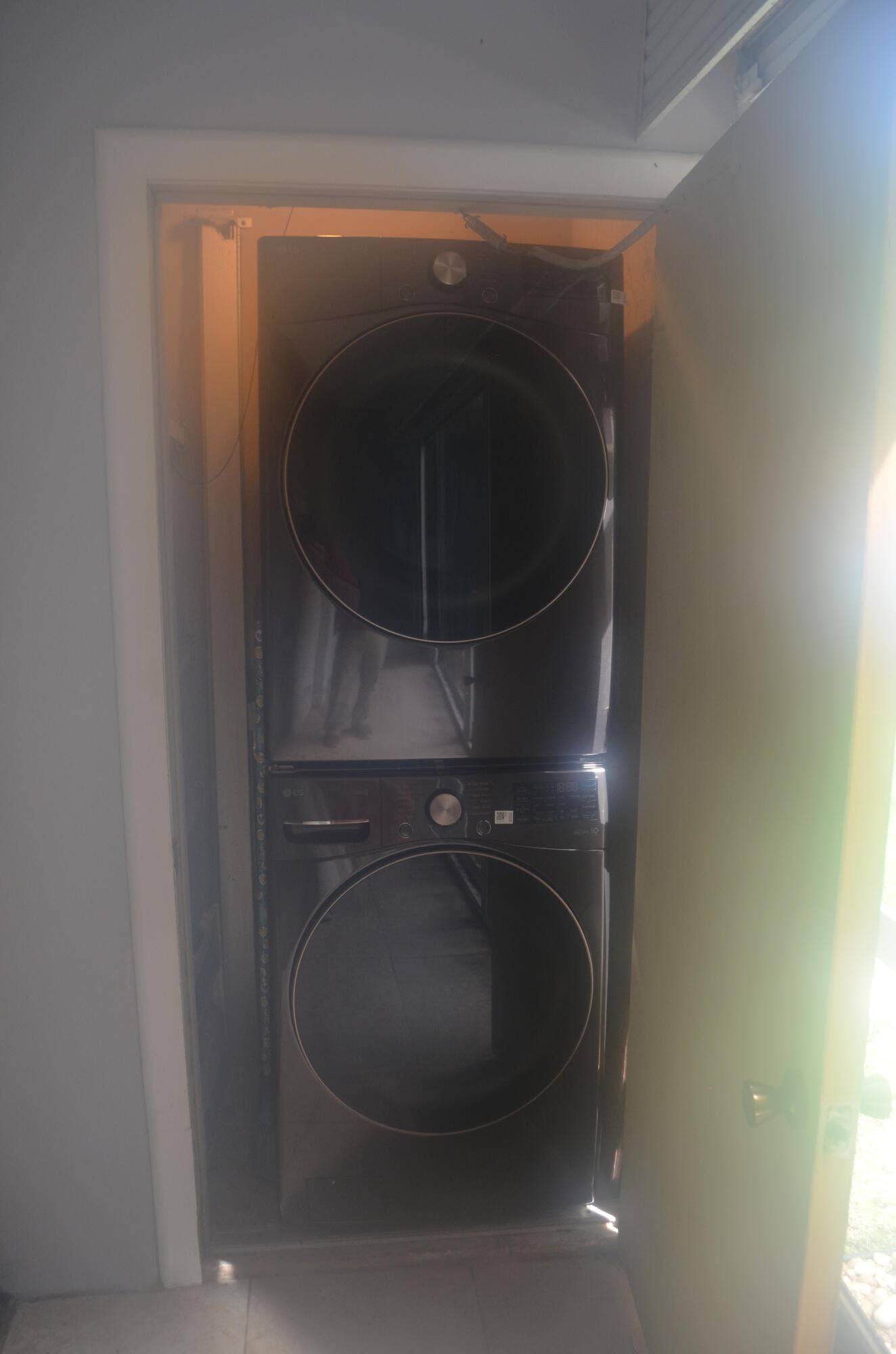 5130 Las Verdes Circle, #121, Delray Beach, FL 33484 New Laundry
