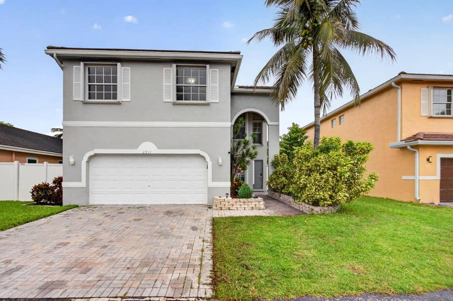 Property photo for 2911 E SABLE Circle, Margate, FL