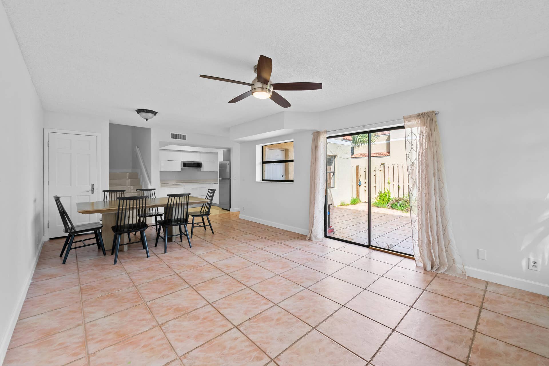 3770 VILLAGE Drive, #B, Delray Beach, FL 33445 DSC_7173