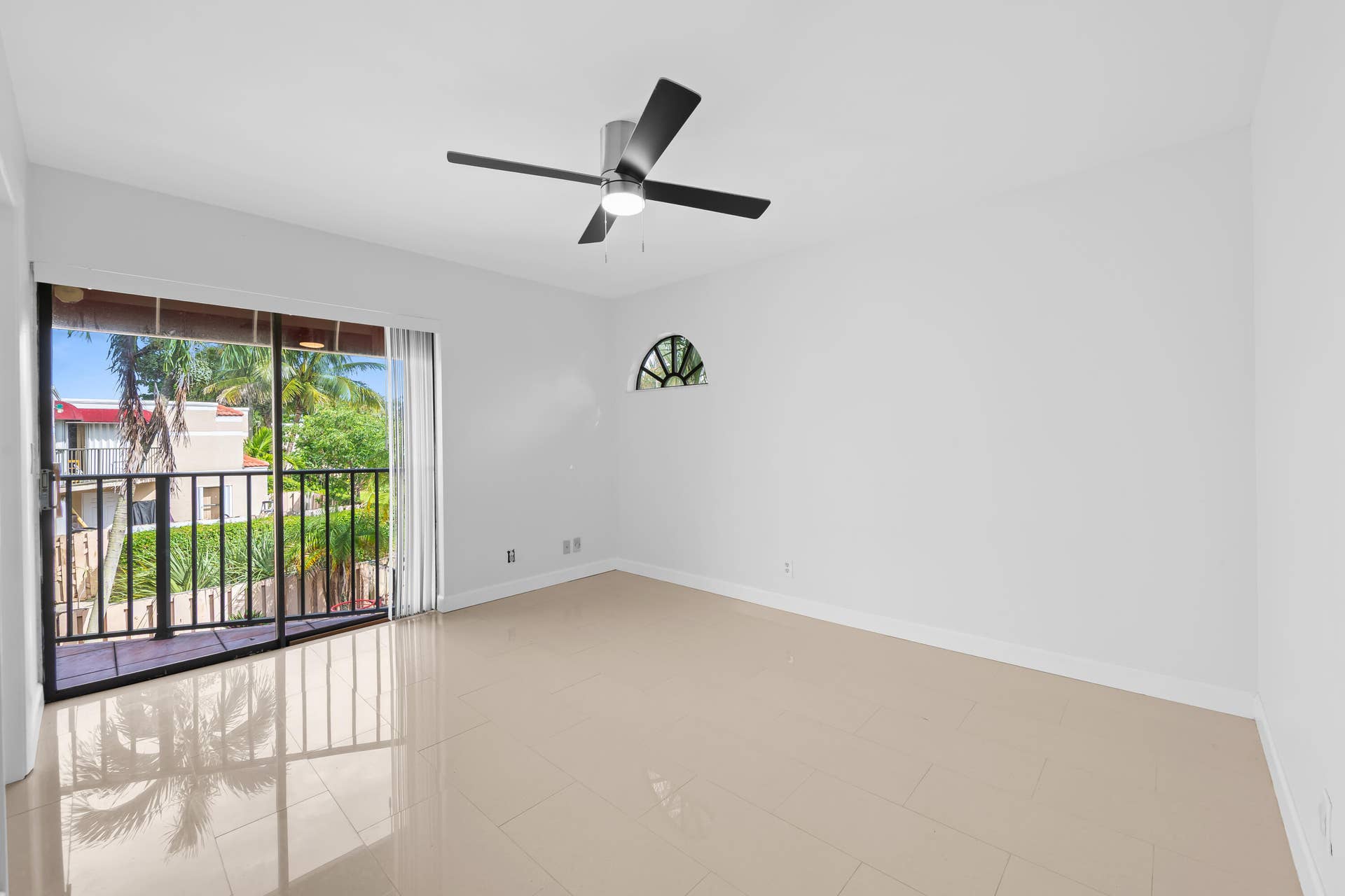 3770 VILLAGE Drive, #B, Delray Beach, FL 33445 DSC_7182