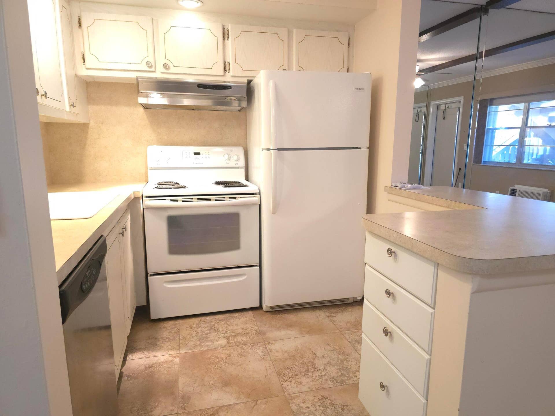 57 CAMDEN C, West Palm Beach, FL 33417 07
