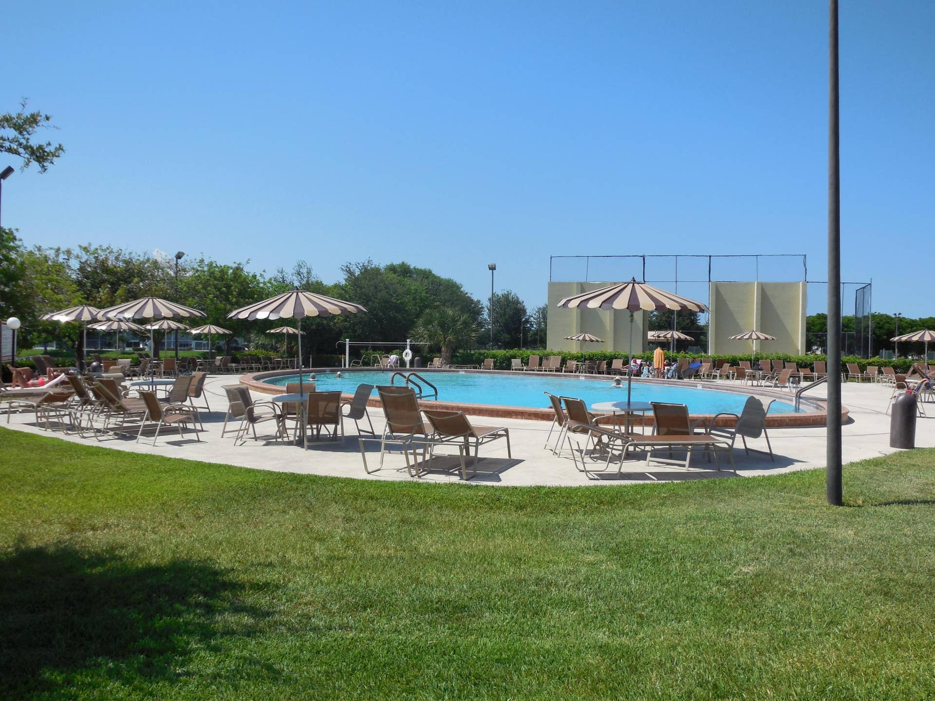 57 CAMDEN C, West Palm Beach, FL 33417 82 Outdoor Pool
