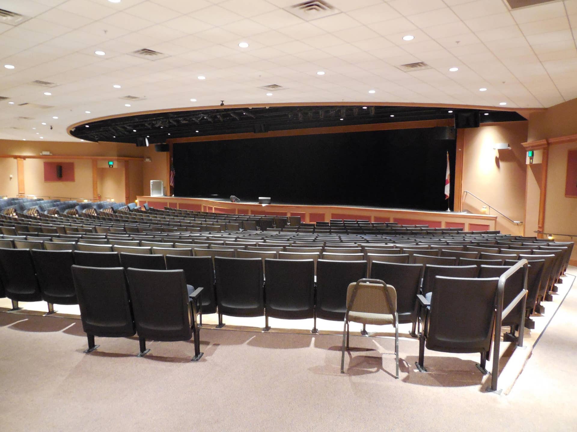 57 CAMDEN C, West Palm Beach, FL 33417 75 Theater