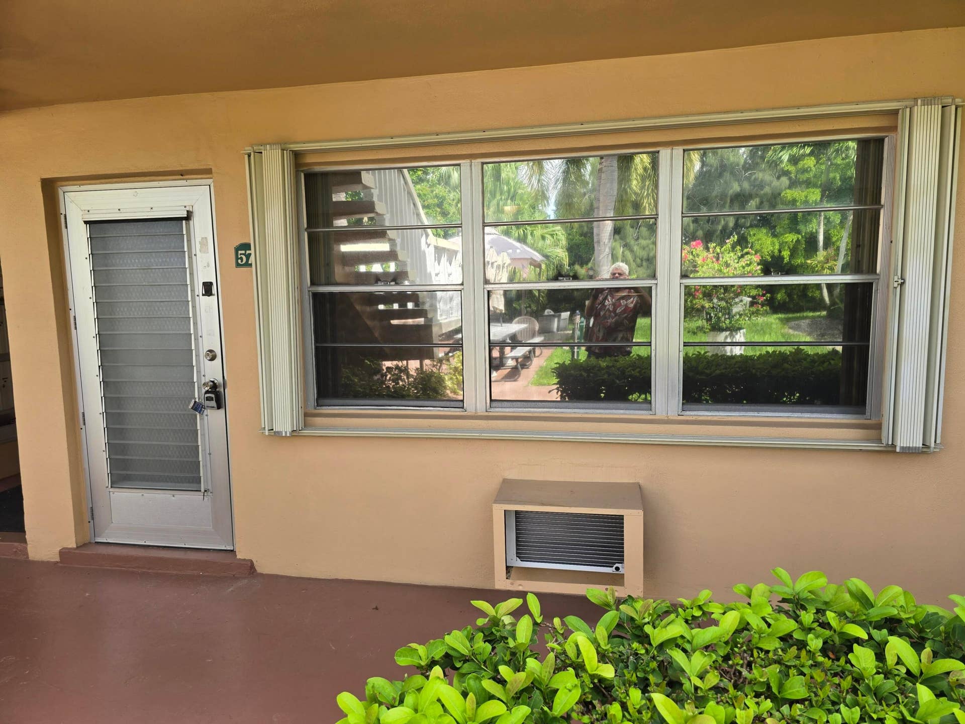 57 CAMDEN C, West Palm Beach, FL 33417 21