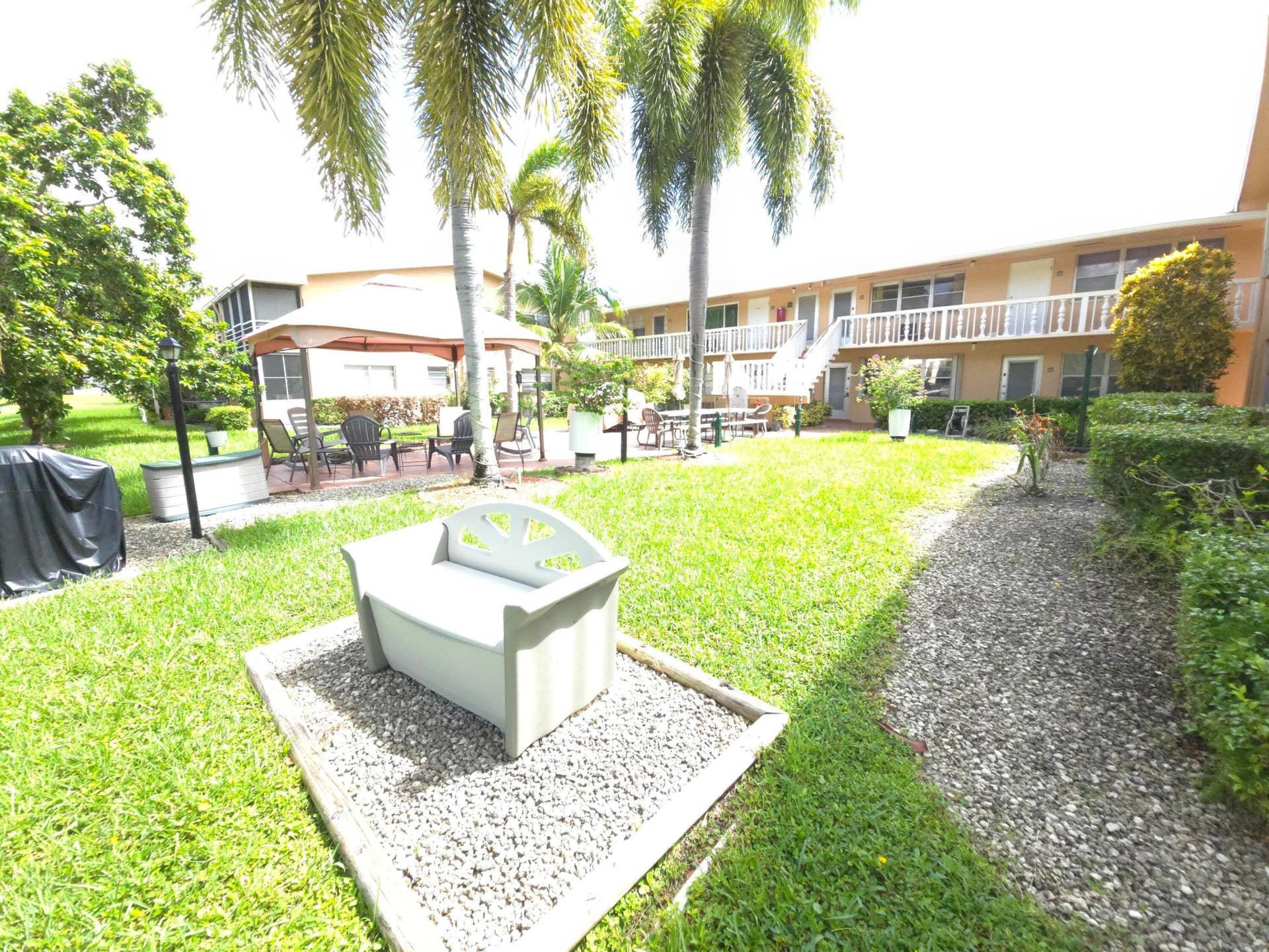 57 CAMDEN C, West Palm Beach, FL 33417 22